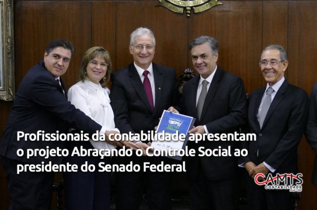 Abraçando o Controle Social