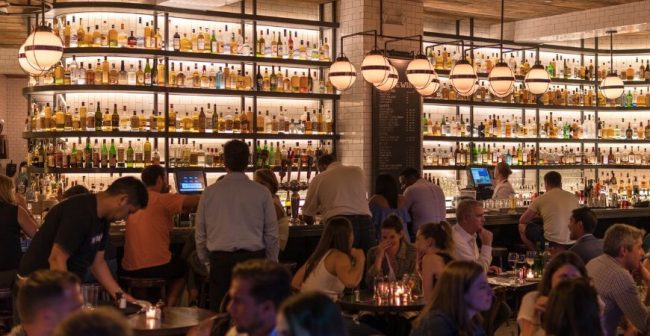 bares e restaurantes