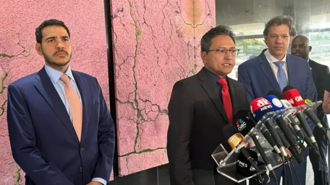 Após repercussão negativa e fake news, governo decide revogar ato sobre fiscalização do PIX