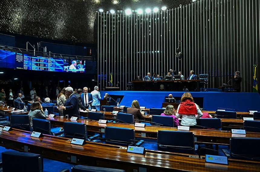 Novas regras para facilitar pagamento de dívidas estaduais vão a promulgação