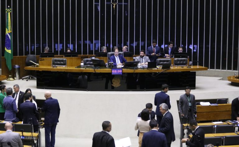 Câmara aprova novas regras para processo administrativo tributário