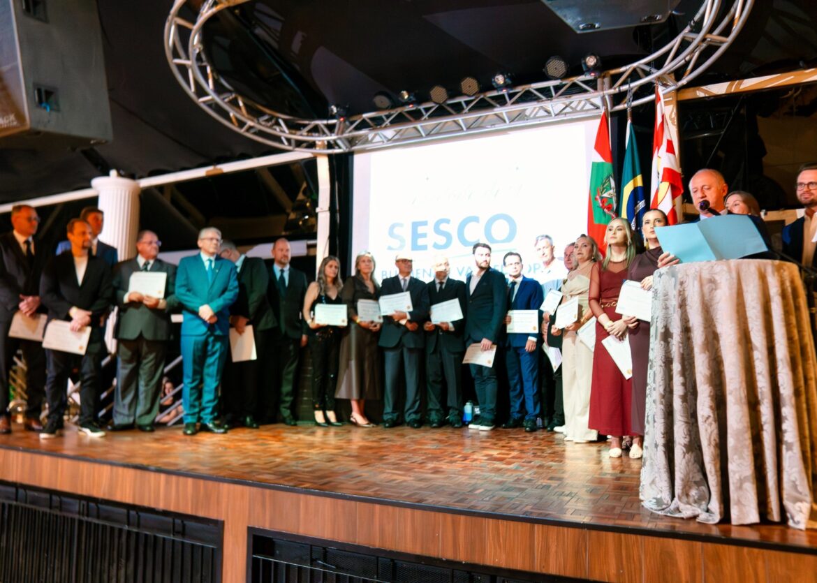 SESCON BLUMENAU VALE EUROPEU empossa nova diretoria para a gestão 2026–2028