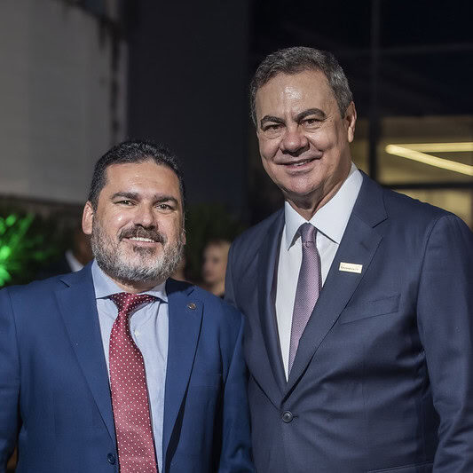 Presidente da FENACON prestigia posse da diretoria reeleita do Sistema Fecomércio-DF para o quadriênio 2026-2030