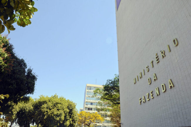 CFC propõe ao Ministério da Fazenda soluções para superar impasse com a CVM