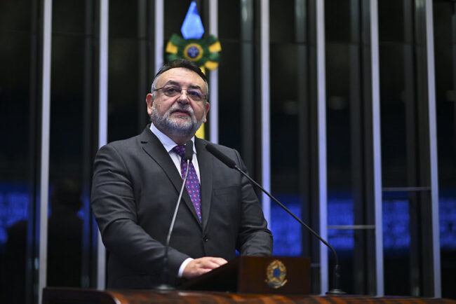 Reynaldo Lima defende negociação coletiva como caminho para modernizar as relações de trabalho em audiência no Senado