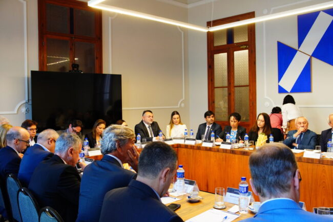 FENACON participa de mesa-redonda sobre sustentabilidade na FGV