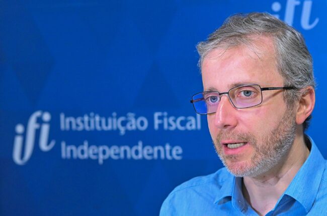 Em relatório, IFI aponta que despesas do governo continuam crescendo