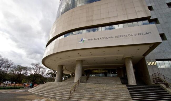 TRF4 determina adequação da retenção de IR sobre lucros e dividendos para altas rendas